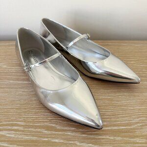 Calvin Klein Kamryn Silver Patent Mary Jane Flats - SIZE 8M